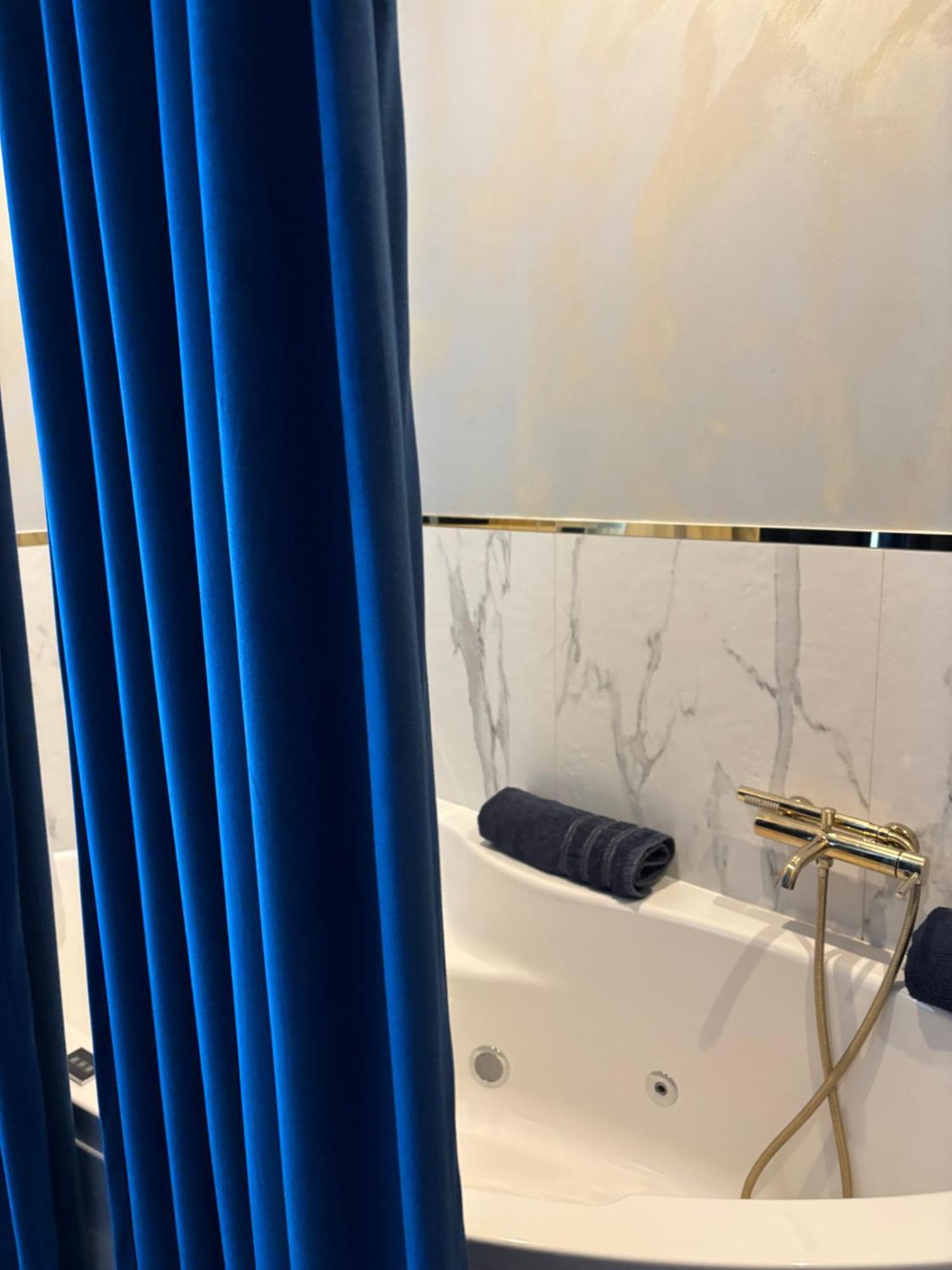 Gold Apartments Centrum Czestochowa Ngoại thất bức ảnh